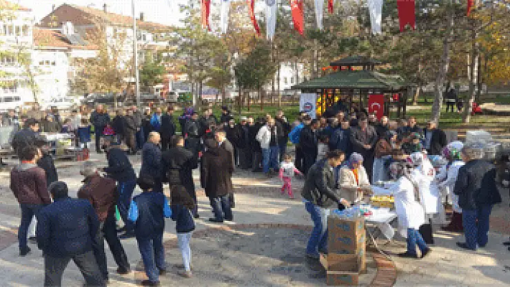 Öğretmenlerden hamsili kutlama