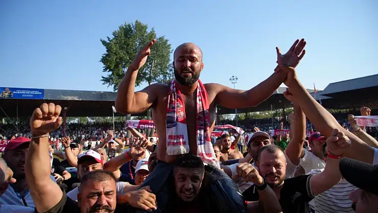 664. Kırkpınar başpehlivanı Orhan Okulu oldu