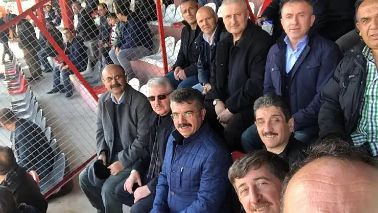 Eski Kaymakam Güney, Samsunspor maçını izledi