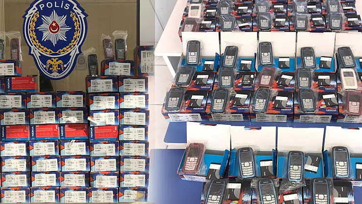  Bafra'da 50 adet kaçak cep telefonu ele geçirildi 