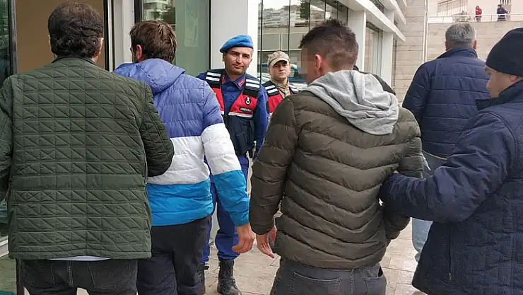 Kamyondan akü hırsızlığına 2 tutuklama 