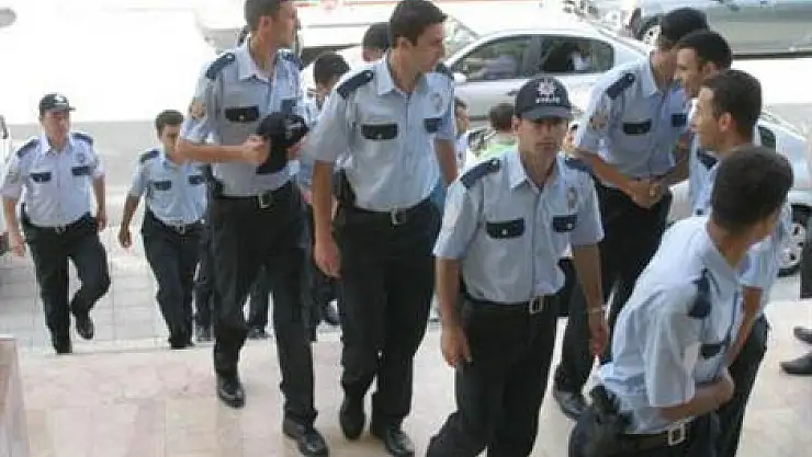 Yeni mezun polislere seçim görevi
