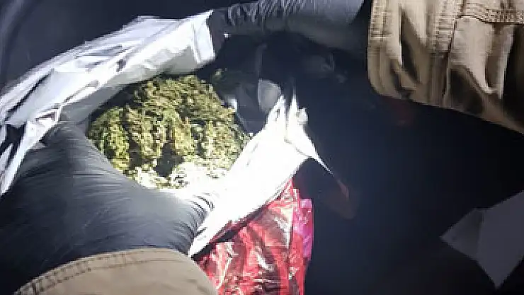 Ses sisteminden uyuşturucu çıktı: 2 gözaltı