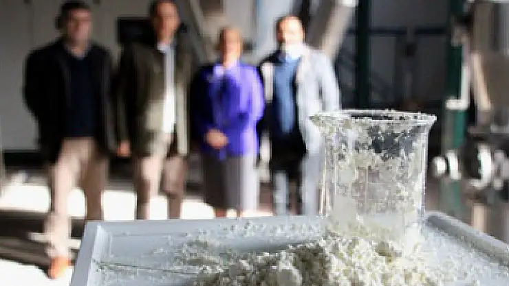 Türkiye'nin ilk 'yerli ağız sütü tozu' üretildi