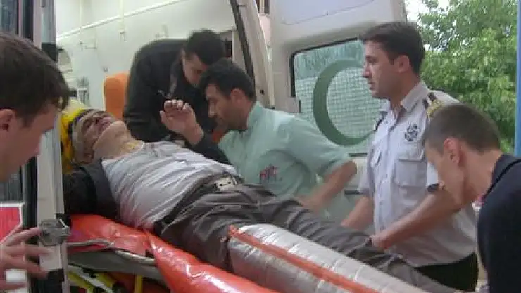 Otomobil takla attı 2 yaralı