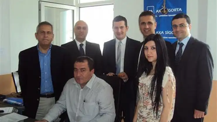 AXA Genel Müdürü'nden San'a ziyaret