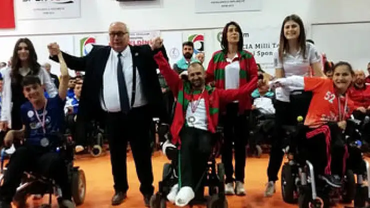 Samsunlu engelli sporcu Türkiye 2'incisi oldu