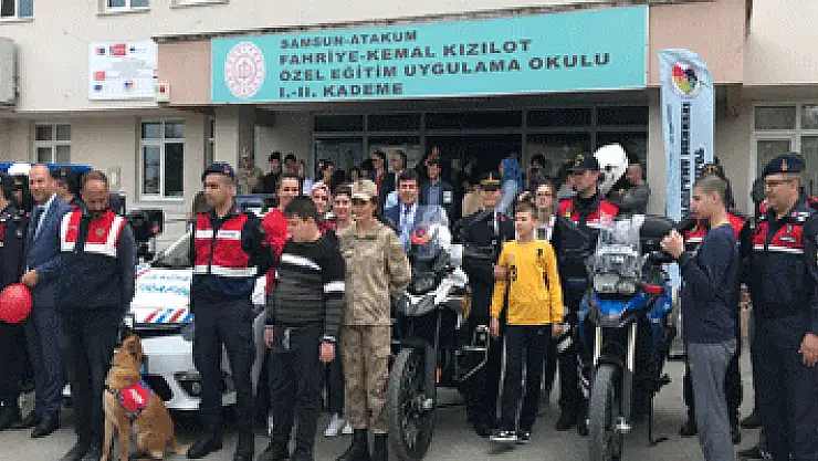 Jandarmadan 'özel' tanıtım