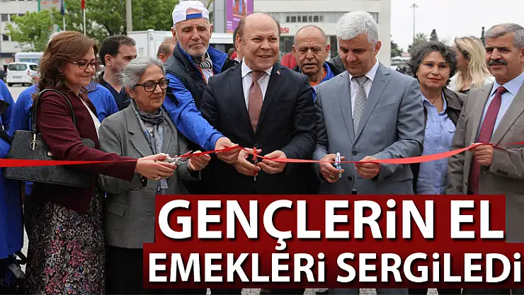 Gençlerin el emekleri sergiledi