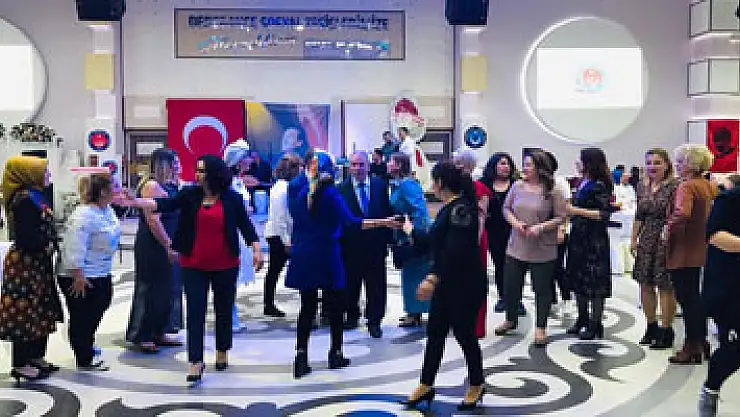 Türk Sağlık-Sen'den anlamlı yemek