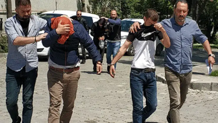 3 ilde uyuşturucudan gözaltına alınan zanlılar adliyede