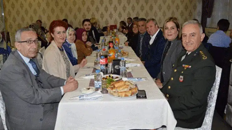 Şehit aileleri ve gazilere iftar