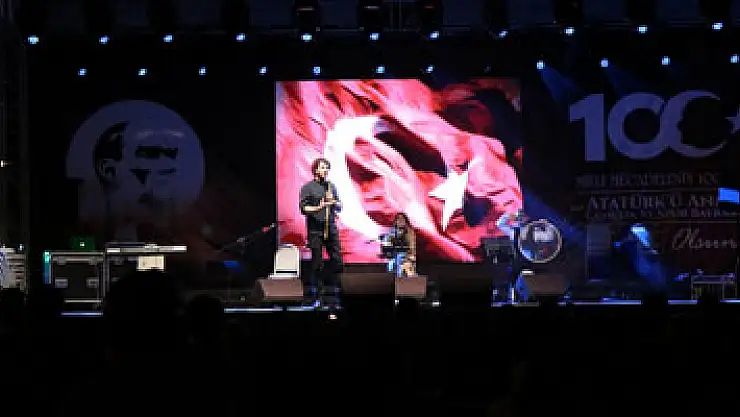 Hakan Mengüç, Samsun'da hayranlarıyla buluştu