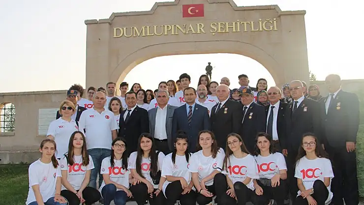 Samsunlu öğrencilerden Dumlupınar'a ziyaret 