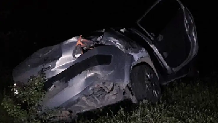 İstanbul'dan Samsun'a cenazeye giden aile kaza yaptı: 1 ölü, 5 yaralı