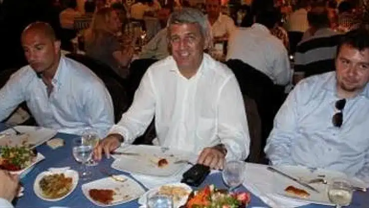 Teknik patron ekibiyle geldi