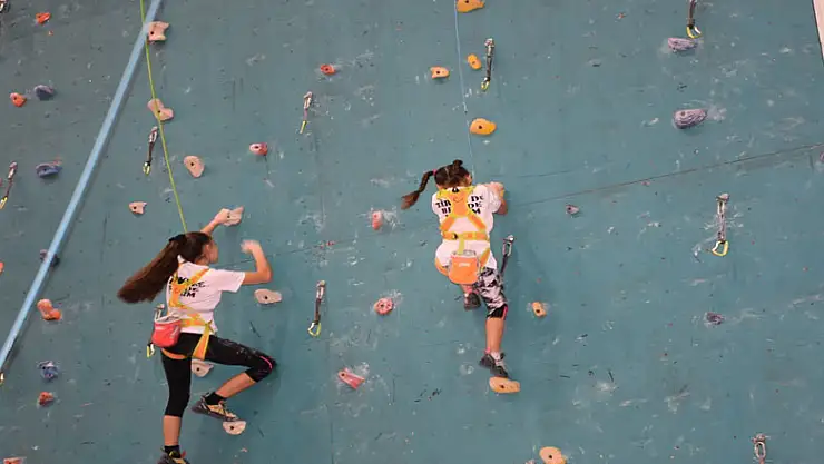 Zirvede Ben de Varım'da keşfedilen 4 çocuğa milli davet 