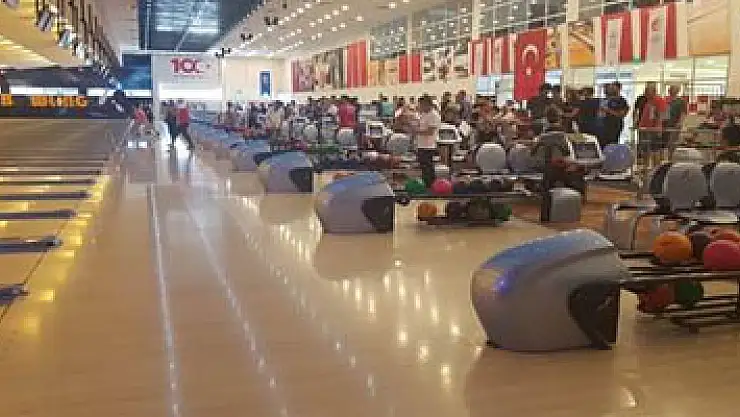 Türkiye İşitme Engelliler Bowling Şampiyonası başladı