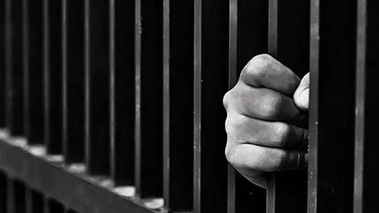 3 gün zorlama hapsinden tutuklandı 