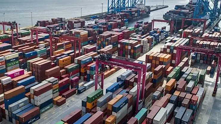 Dış ticaret açığı Haziran'da 3,18 milyar dolar oldu