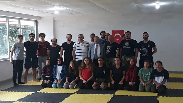 Yakın Savunma Semineri sona erdi 