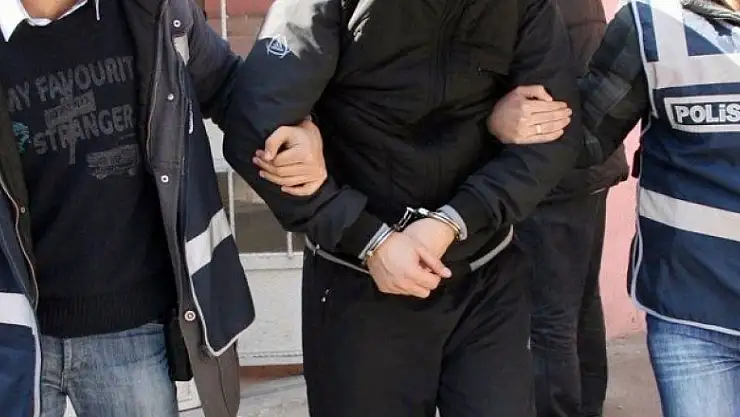 İzmir merkezli 9 ilde FETÖ operasyonu 