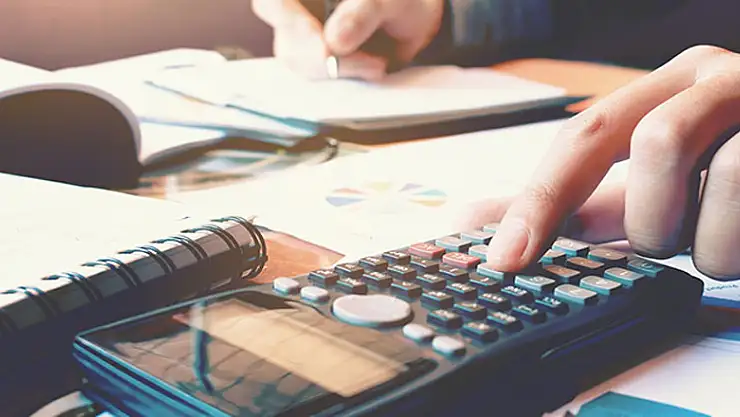 Yüzde 50 ay sonunda eksi bakiyeye düşüyor