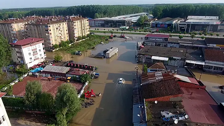 Terme'deki sel dehşetinden yeni görüntüler 