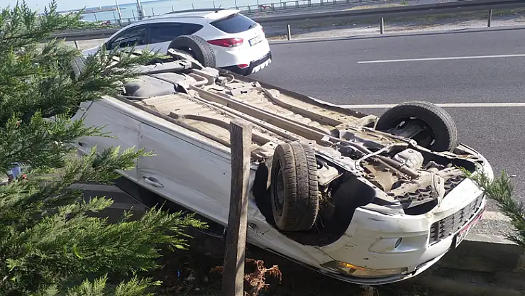 Samsun'da otomobil takla attı