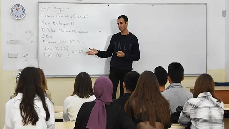 100. yılın mezun adayları dersbaşı yaptı