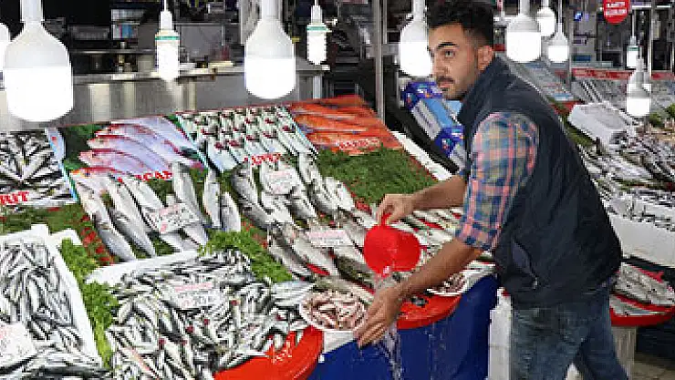 Balık fiyatları, beyaz eti solladı