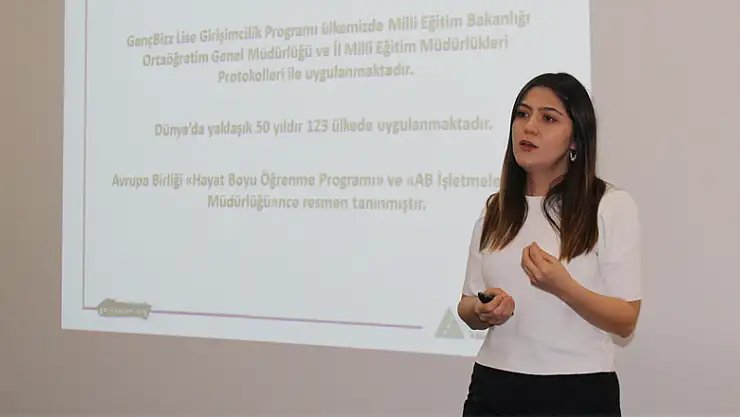 OKA'dan öğretmen eğitimleri semineri