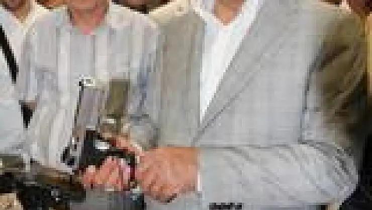 Bakan Demir'in silah merakı