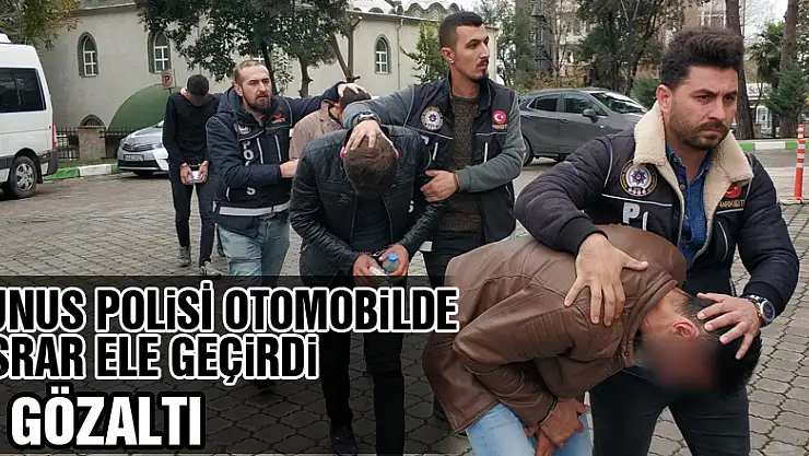 Yunus polisi otomobilde esrar ele geçirdi: 4 gözaltı
