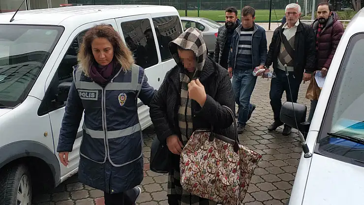 17 mağazadan hırsızlık yaptılar, alarmdan folyo ile kurtuldular