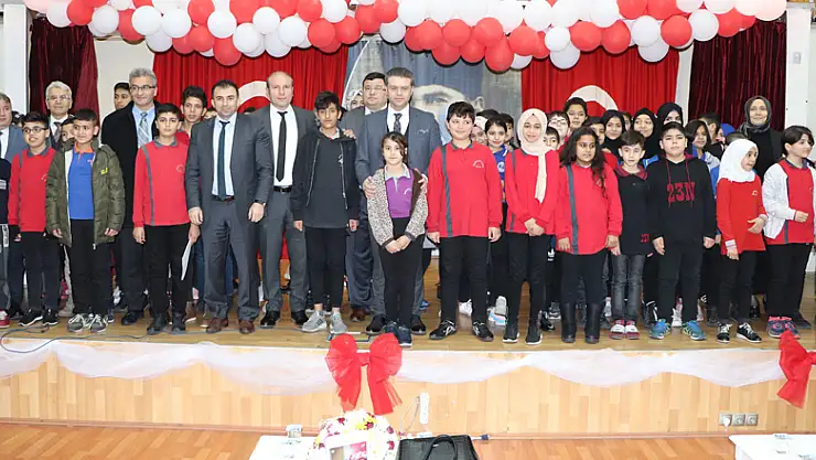 Yabancı öğrencilerden duygulandıran program