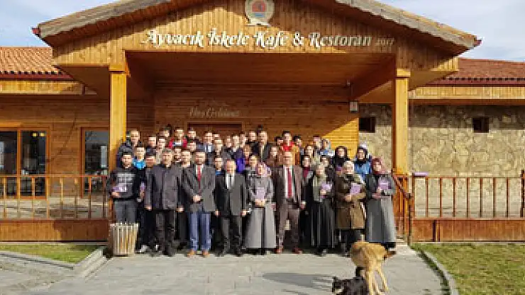 Üniversiteli Ayvacıklılar bir araya geldi