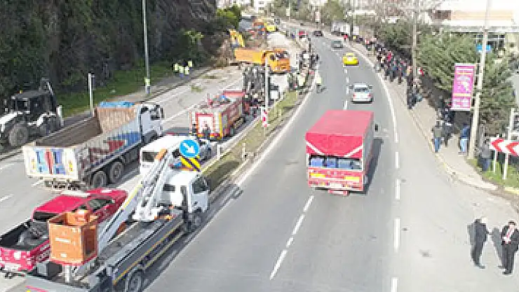 Ordu'da heyelan alanı temizleniyor
