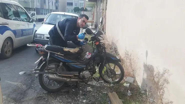 Çalıntı motosiklet terk edilmiş halde bulundu