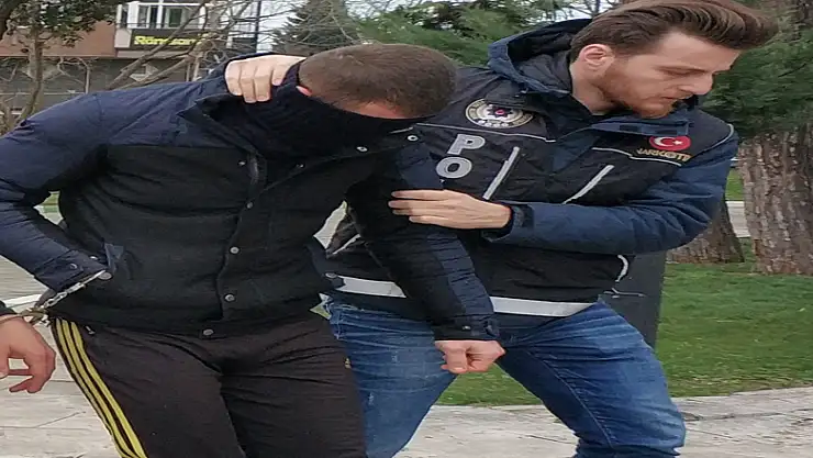 Esrarla yakalan şahıs adliyeye sevk edildi