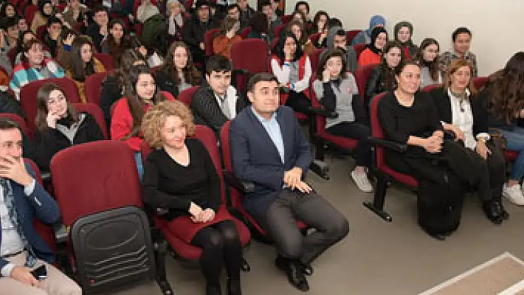Lisede genç girişimciler yetişiyor