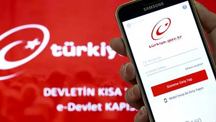 Kadınlar soyadı değişikliklerini e-Devlet'ten yapabilecek