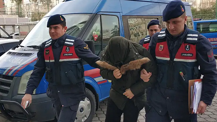 Cezaevine uyuşturucu sokmaktan gözaltına alındı