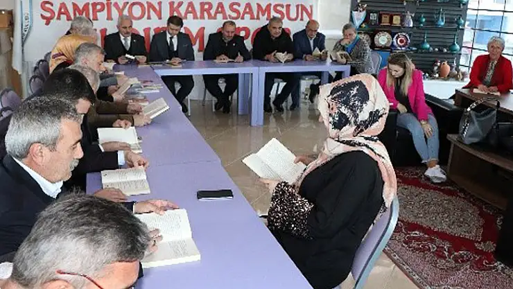 Muhtarlardan bin kitap bağışı