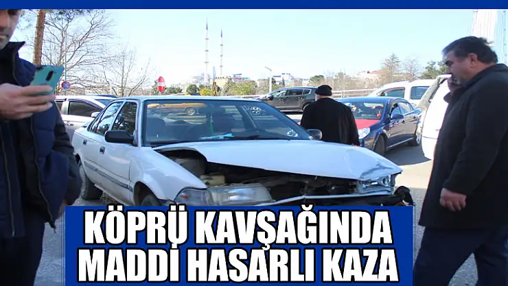 Köprü kavşağında Maddi Hasarlı Kaza