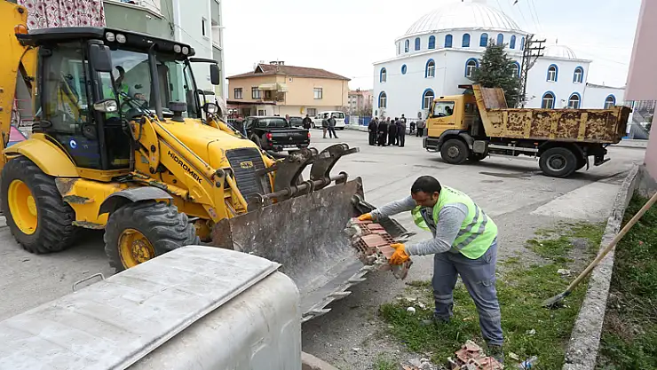Canik'te 'Sokağım Evim Kadar Temiz Olsun Projesi' sürüyor