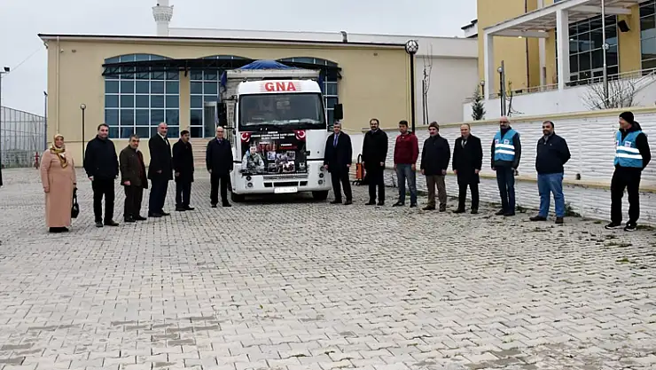 'Şehit Eyüp Gülaştı yardım tırı' İdlib'e uğurlandı