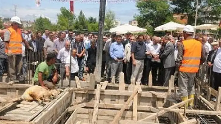 Altınkum'da Temel Atıldı