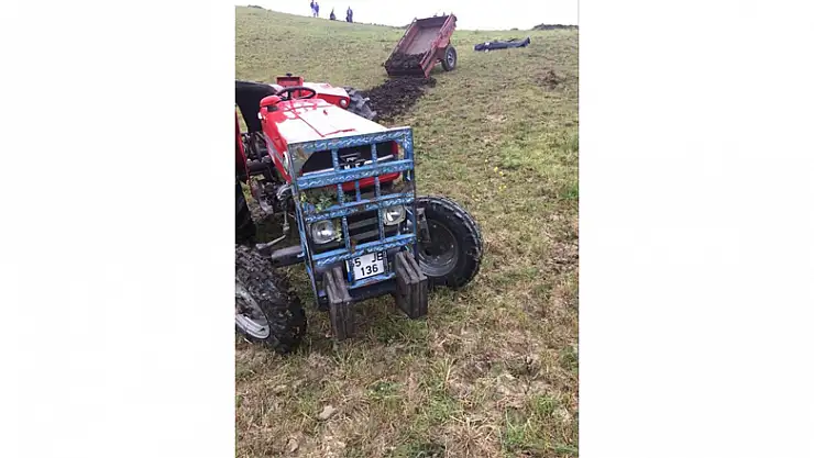 Traktör devrildi: 1 ölü