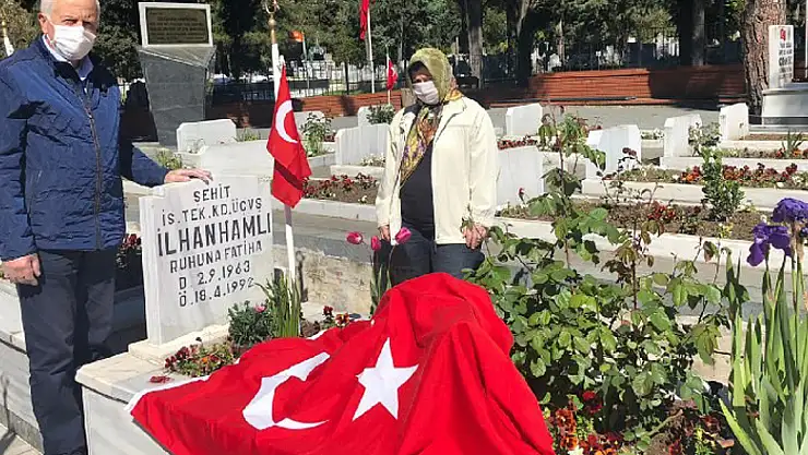 28 yıl sonra şehit oğlunun kabrine gidemedi